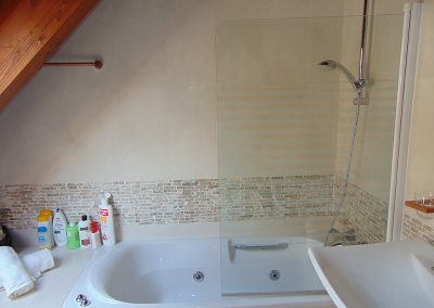 Apartamento en Panticosa, ático dúplex, abuhardillado, muy luminoso, amplio, con CHIMENEA, con bonitas vistas, ascensor, calefacción, piscina.