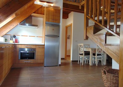 Apartamento en Panticosa, ático dúplex, abuhardillado, muy luminoso, amplio, con CHIMENEA, con bonitas vistas, ascensor, calefacción, piscina.
